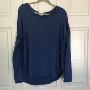 Thyme & Honey crotchet blue sweatshirt